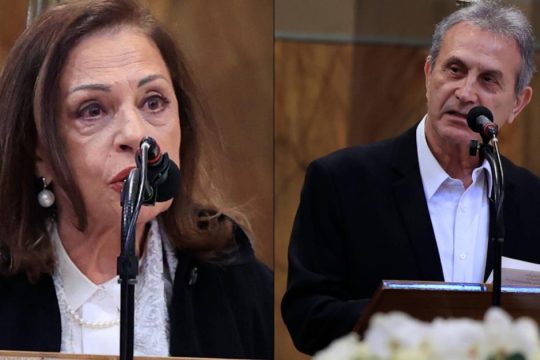 Οι συγκλονιστικοί επικήδειοι Αλεξίου και Νταλάρα στην κηδεία της Μαρινέλλας [εικόνες - βίντεο]