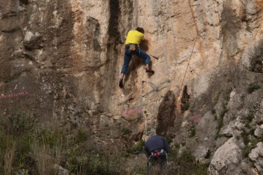 Νεκρός 60χρονος αναρριχητής στην Κάλυμνο - Έπεσε από τα 10 μέτρα
