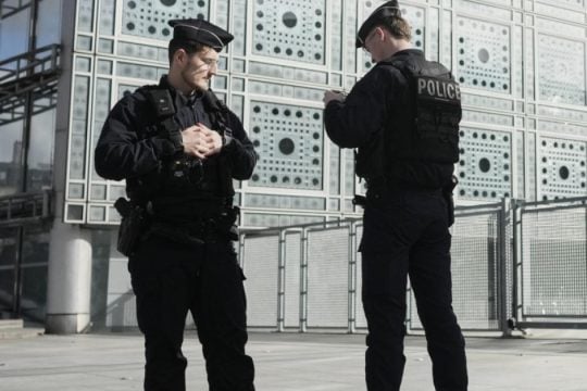 Αδέλφια στη Γαλλία σκότωσαν τη μητέρα τους, έκρυψαν τον θάνατό της και έπαιρναν δάνεια στο όνομά της