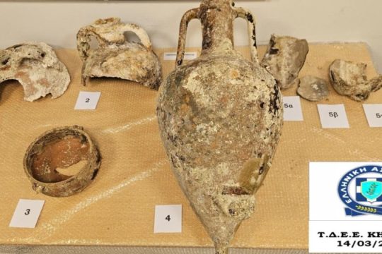 Συνελήφθη για αρχαιοκαπηλία 50χρονος γνωστός επιχειρηματίας, πρώην σύντροφος πασίγνωστης ηθοποιού