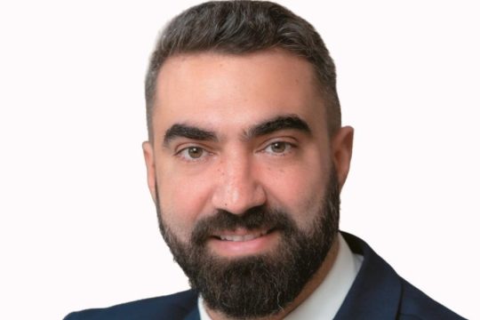 Ο Πουλόπουλος, ο Σάκκαρης και ο νέος επενδυτής στο Real Group του Ν. Χατζηνικολάου