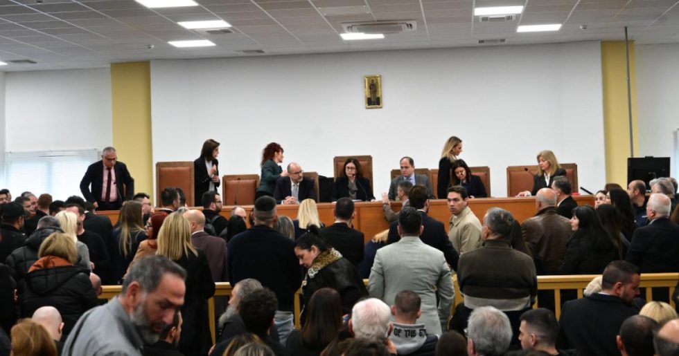 «Γαλάζιο» άδειασμα