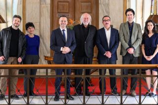 Με το Μετάλλιο του Δήμου Αθηναίων τιμήθηκε ο Ούγγρος Νομπελίστας Λάσλο Κρασναχορκάι