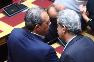 Τρικυμία στο φλιτζανάκι του καφέ