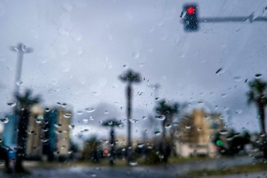 Κακοκαιρία Erminio: Η Τετάρτη η πιο δύσκολη μέρα - Το τρίωρο βροχής που φέρνει ανησυχία για την Αττική