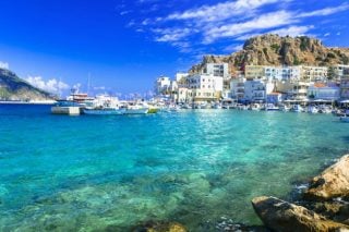 Ο «μυστικός πολύτιμος λίθος» της Μεσογείου: Το ελληνικό νησί με τη διεθνή διάκριση