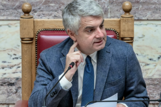 Το παρασκήνιο της διαγραφής Κωνσταντινόπουλου: Πώς πήρε την απόφαση ο Ανδρουλάκης
