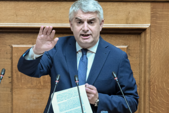 Οδυσσέας Κωνσταντινόπουλος: Ψηφίζω αντιπρόεδρο, μιλάω τελευταία φορά στη Βουλή και παραδίδω την έδρα