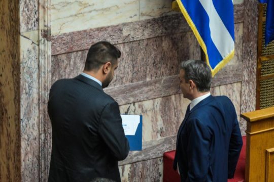Ντοκιμαντέρ ΣΚΑΪ: Πώς ο Μαρινάκης εκθέτει Μητσοτάκη, απαντώντας σε Τσίπρα για συντάξεις και συμφωνία των Πρεσπών