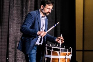 Εσείς γνωρίζετε το rudimental drumming;