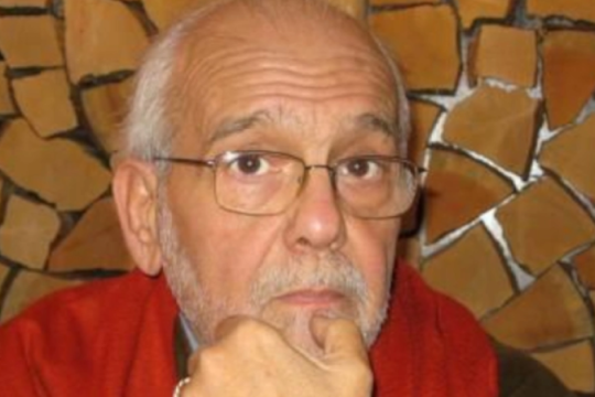 Πέθανε ο δημοσιογράφος Θάνος Οικονομόπουλος