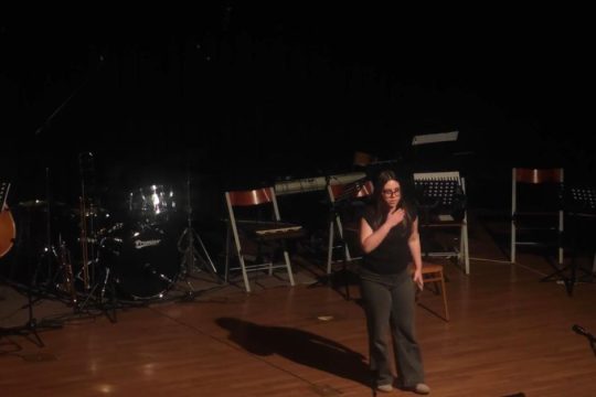 Τέμπη: «Κραυγή» μαθητών από το Μουσικό Σχολείο Λάρισας - Μια μάνα και το τραγούδι για τις 57 πληγές [βίντεο]