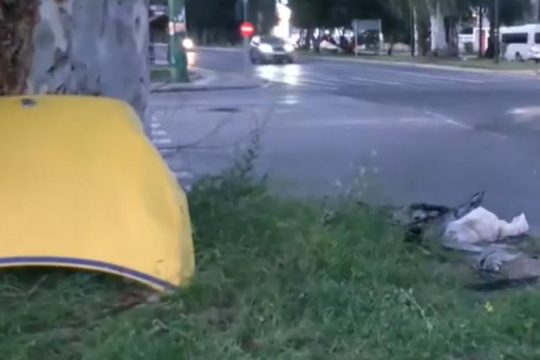 Τραγωδία στη Βούλα: Νεκρή οδηγός ταξί μετά από σφοδρό τροχαίο