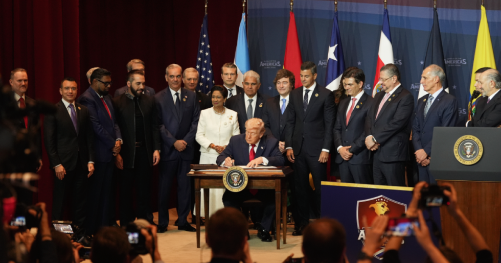 Ο Τραμπ ζητά στρατιωτική δράση κατά των καρτέλ από ηγέτες της Λ. Αμερικής
