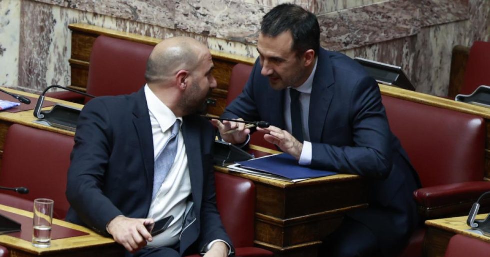 Με Τζέιμς Τζόις σχολίασε ο Τζανακόπουλος την παραίτηση Χαρίτση από την προεδρία της Νέας Αριστεράς