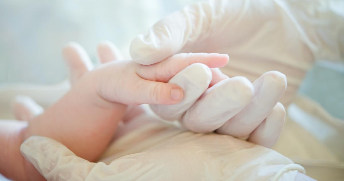 Στον εισαγγελέα η υπόθεση του τραυματισμένου βρέφους στην Ηλεία - Σοκαριστική η κατάστασή του