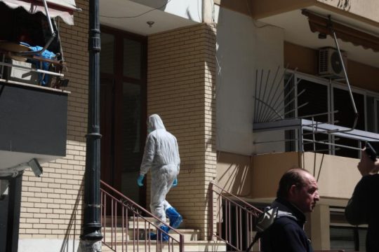 Ζωγράφου: Μυστήριο με τις δύο νεκρές στο διαμέρισμα - Απροσδιόριστα τα αίτια θανάτου