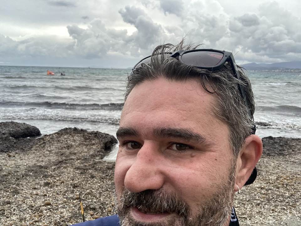 Facebook / Vasilis Rizos