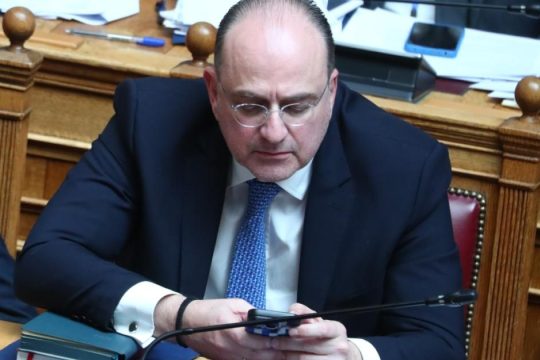 Ομολογία απάτης από τον Μ. Λαζαρίδη