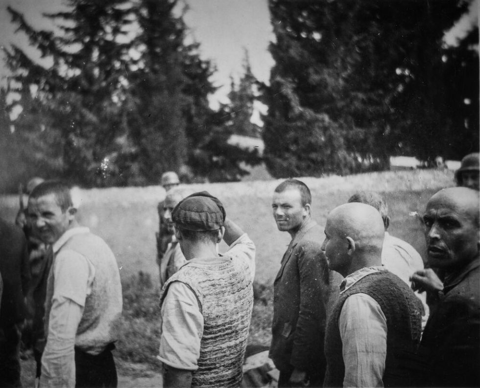 Στον δρόμο για το απόσπασμα - Συλλογή Χόιερ