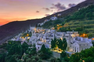 Το νησί των Κυκλάδων που είναι στο επίκεντρο διεθνούς συμποσίου βιωσιμότητας και γαστρονομίας