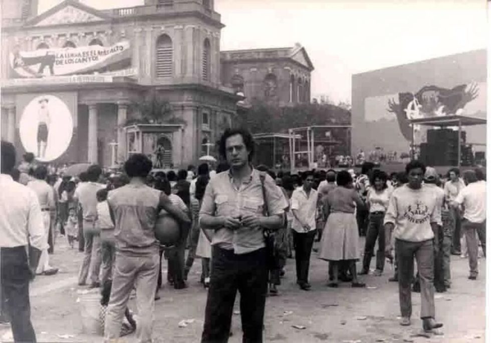 Ο Φώντας Λάδης σε ταξίδι στη Μανάγκουα το 1983
