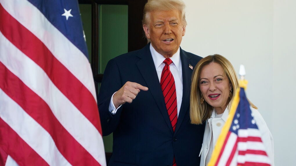 Εμμένει στην κόντρα με Μελόνι ο Τραμπ: «Η Ιταλία και η πρωθυπουργός της δεν μας υπερασπίστηκαν»