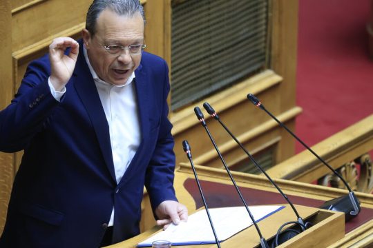 Φάμελλος: Επείγει η ανασύνθεση στον προοδευτικό χώρο για να φύγει η επικίνδυνη κυβέρνηση