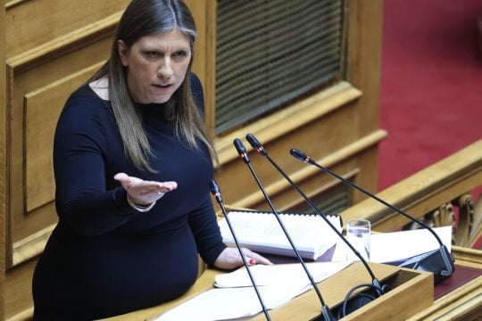 Υπερψηφίστηκε η άρση ασυλίας της Κωνσταντοπούλου – Το σχόλιο Καιρίδη «Και οι κότες έχουν δικαιώματα»