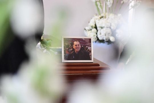 Κηδεία Βασίλη Γκούμα: Συγκίνηση για τον θρύλο της ΑΕΚ και του Πανελληνίου [εικόνες]