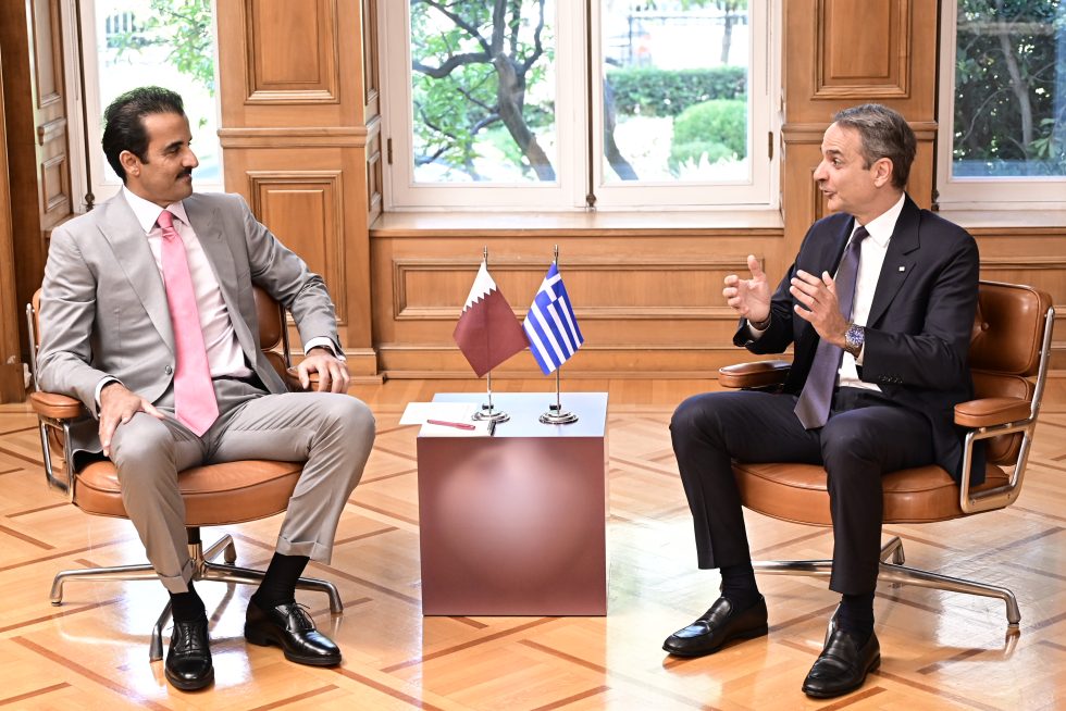 Συνάντηση Μητσοτάκη με τον εμίρη του Κατάρ: Συμφωνία για διευρυμένη συνεργασία – Τι δήλωσαν για Ιράν και επενδύσεις