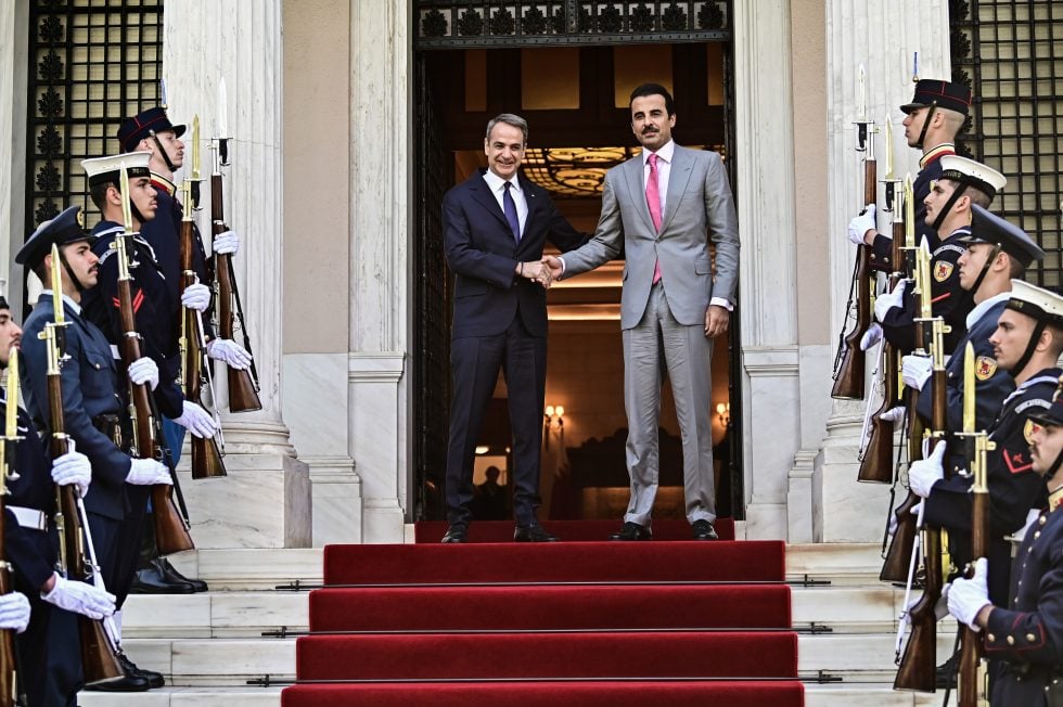 Συνάντηση Μητσοτάκη με τον εμίρη του Κατάρ: Συμφωνία για διευρυμένη συνεργασία – Τι δήλωσαν για Ιράν και επενδύσεις