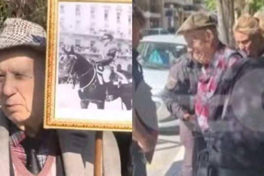 Μεγάλος θαυμαστής του τέως βασιλιά ο 89χρονος με την καραμπίνα - Είχε πάει και στην κηδεία στο Τατόι