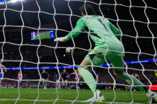 Champions League: Ισοπαλία από τα 11 βήματα για Ατλέτικο και Άρσεναλ - Στο Λονδίνο θα κριθεί η πρόκριση