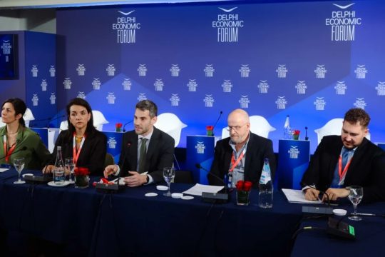 Φόρουμ Δελφών: Επιδότηση έως 36.000 ευρώ για ανακαινίσεις κατοικιών – Στο επίκεντρο στεγαστικό και δημογραφικό