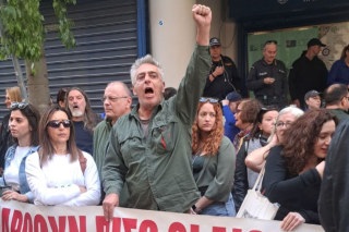 Πειθαρχικά εκπαιδευτικών: Συγκέντρωση υποστήριξης, παρόντες Αχτσιόγλου και Ηλιόπουλος