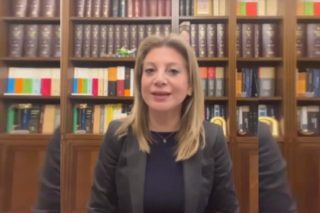 Παρέμβαση Καρυστιανού για το Κράτος Δικαίου: Με τόσους υπόλογους πολιτικούς... πρόκειται για κράτος μαφίας [βίντεο]