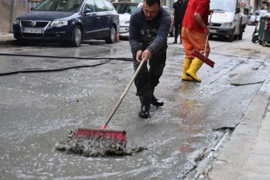 Λύθηκε το μυστήριο με το υγρό τσιμέντο στην Κυψέλη: «Ανάληψη ευθύνης» από την κοινοπραξία που φτιάχνει τη γραμμή 4 του μετρό