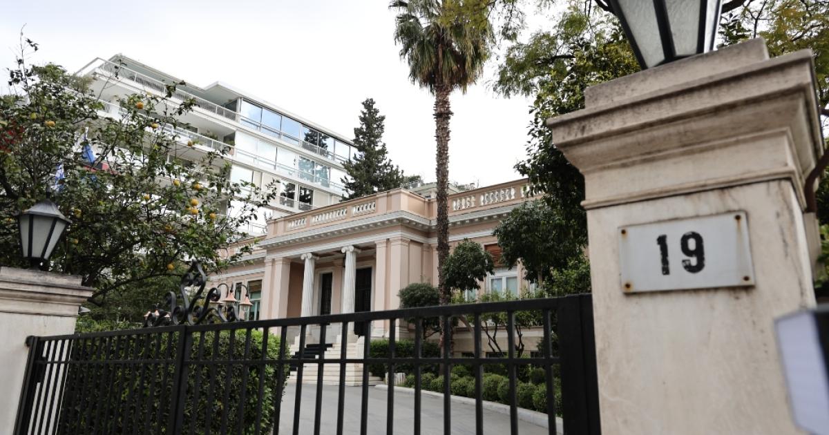 Ολοκληρώθηκε η σύσκεψη για την ακρίβεια – Ανακοινώσεις στις 14:00 από τον Τάκη Θεοδωρικάκο