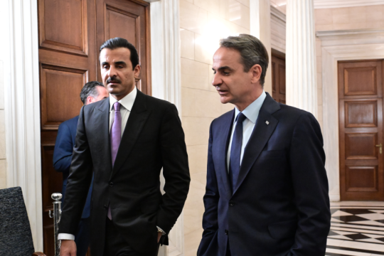 Στην Αθήνα την Τετάρτη ο εμίρης του Κατάρ - Θα συναντηθεί με Μητσοτάκη