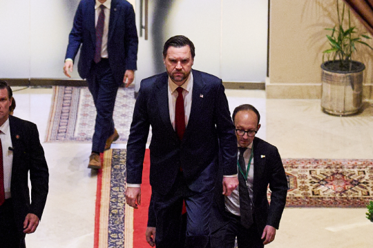 Axios: Παγώνει το ταξίδι του Βανς στο Πακιστάν, καθώς το Ιράν δεν ξεκαθαρίζει τη στάση του