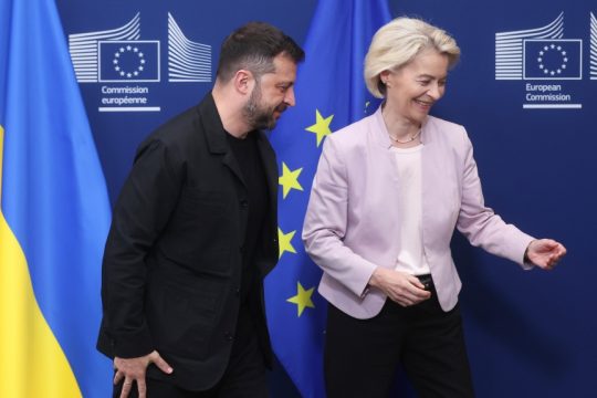 Εγκρίθηκε σε πρώτο στάδιο το ευρωπαϊκό δάνειο 90 δισ. ευρώ στην Ουκρανία - 20ο πακέτο κυρώσεων στη Ρωσία