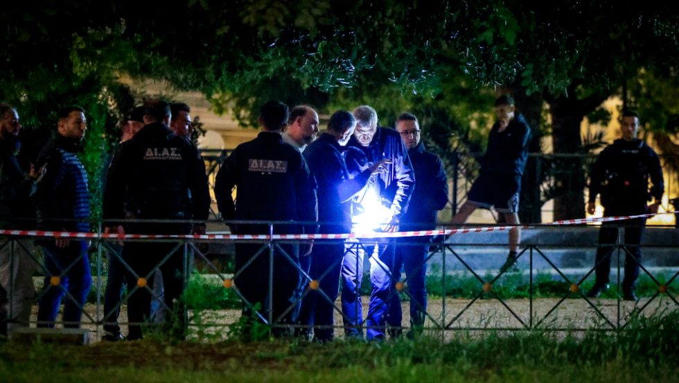 Άγιος Δημήτριος: Βρέθηκε το μαχαίρι της δολοφονίας του 27χρονου - Εντοπίστηκε στην ταράτσα του σπιτιού του δράστη