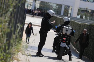 Τι είπε στους αστυνομικούς για τη διπλή επίθεση ο 89χρονος: «Τους τη μπουμπούνισα» - Τα νέα στοιχεία για τον δράστη