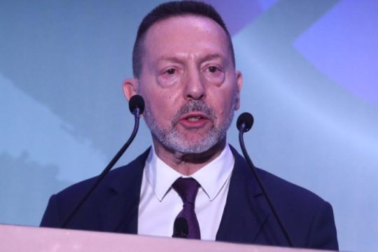 «Τεράστιο λάθος» οι πρόωρες εκλογές, λέει ο Στουρνάρας: «Για ποιον λόγο; Η οικονομία πηγαίνει πολύ καλά»