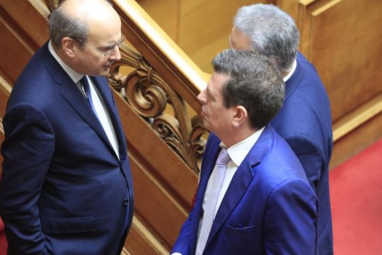 Η ατάκα Καιρίδη για Χατζηδάκη και εκλογές: «Εάν θέλατε να τους πανικοβάλετε, το καταφέρατε»