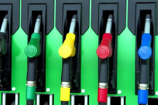 Fuel Pass 2026: Σήμερα το απόγευμα ανοίγει η πλατφόρμα για τις αιτήσεις - Πότε θα γίνουν οι πρώτες πληρωμές