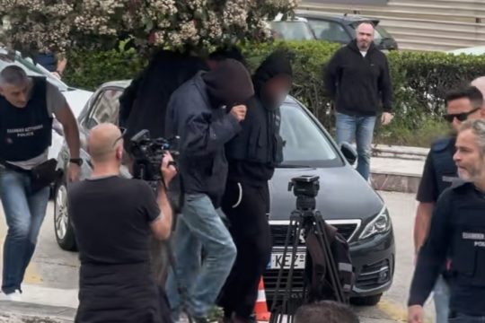 Θάνατος 19χρονης στο Αργοστόλι: Ένας 66χρονος από την Πρέβεζα και άλλα άτομα στο μικροσκόπιο