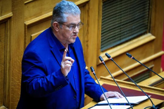 Κουτσούμπας: «Μπόχα και δυσωδία που αναδύεται από τη σαπίλα του ΟΠΕΚΕΠΕ»