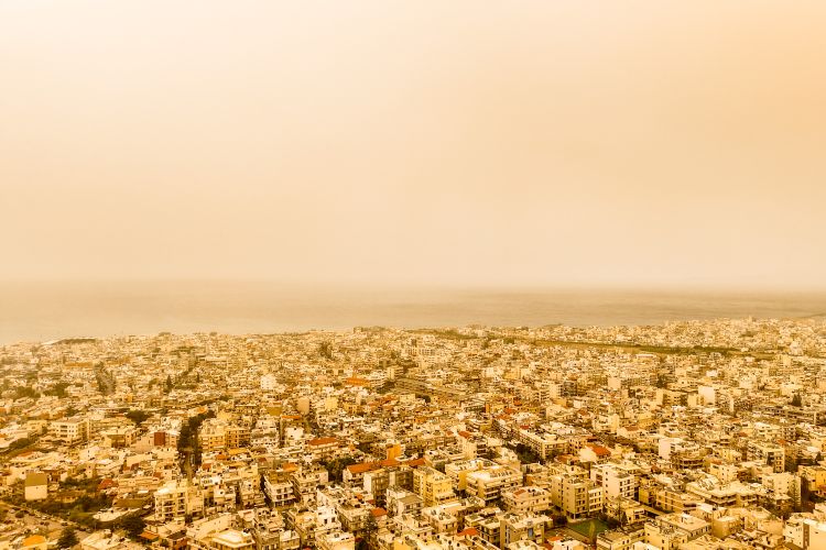Απόκοσμο τοπίο η Κρήτη από την αφρικανική σκόνη | ΣΤΕΦΑΝΟΣ ΡΑΠΑΝΗΣ/EUROKINISSI